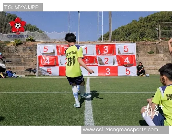 当足球意外飞来被踢到脸上的瞬间我学到了什么人生道理